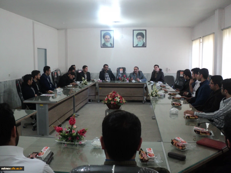 نشست و جلسه فرهنگی دانشجویان