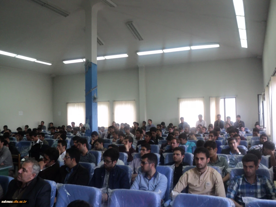 معلمی عشق است و ایثار و گذشت اگر به دیده شغل بدان می نگری آن را رها کن،والا بر تو مبارکباد.