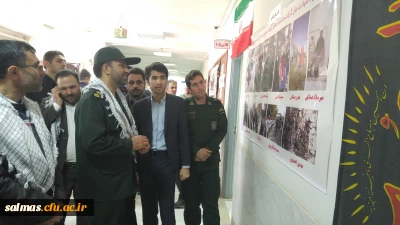 بازدید جانشین سپاه سلماس از نمایشگاه عکس