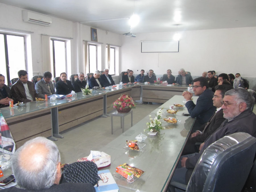 برگزاری نشست بصیرتی با عنوان "دستاوردهای انقلاب اسلامی" در مرکز آموزش عالی امام خمینی (ره)