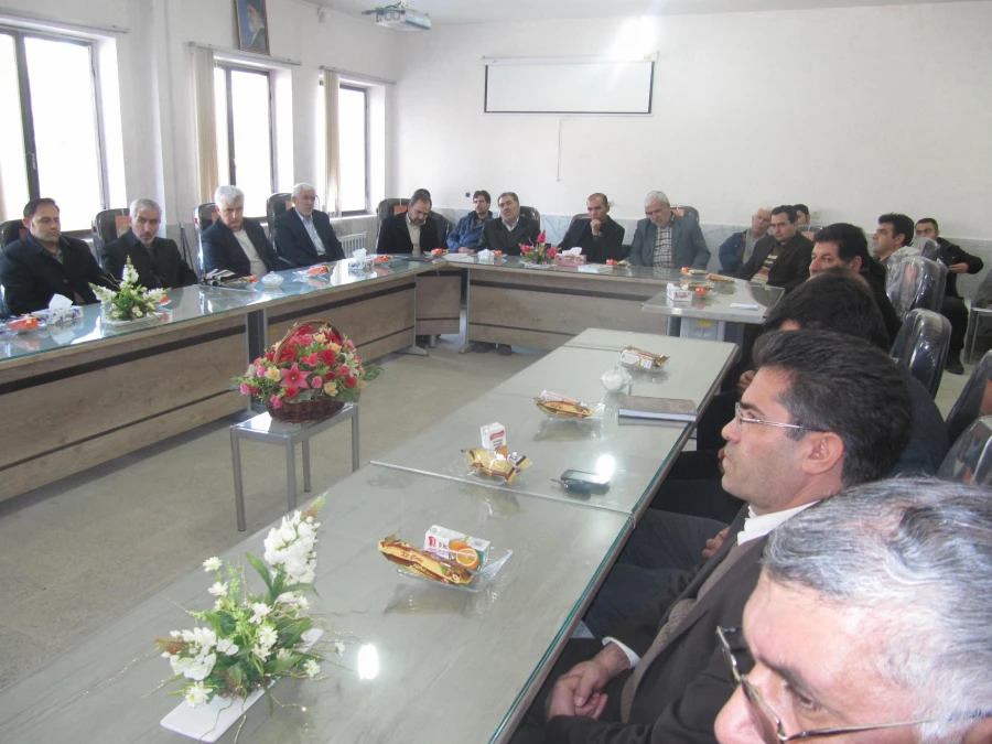 برگزاری نشست بصیرتی با عنوان "دستاوردهای انقلاب اسلامی" در مرکز آموزش عالی امام خمینی (ره)