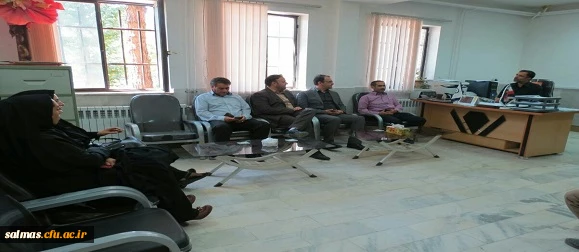 بازدید دکتر حاجی زاده معاون امور  جوانان  جمعیت هلال احمر استان آذربایجان غربی از مرکز آموزش عالی امام خمینی(ره) سلماس