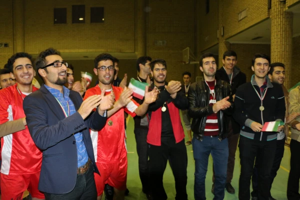 تجلیل از قهرمانان مسابقات ورزشی