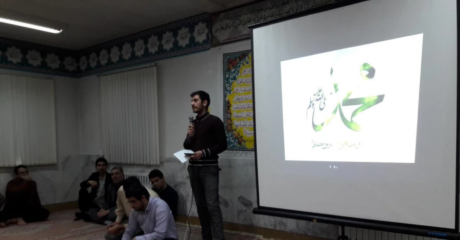 برگزاری جشن وحدت و مولودی خوانی