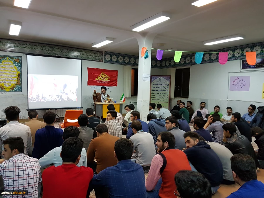 جشن پیروزی جبهه مقاومت بر داعش با سخنرانی حجت الاسلام والمسلمین سیدنظری نمایندگی ولی فقیه در سپاه سلماس