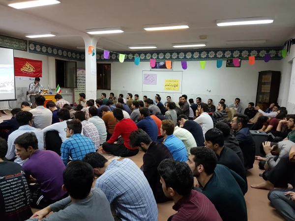 جشن پیروزی جبهه مقاومت بر داعش با سخنرانی حجت الاسلام والمسلمین سیدنظری نمایندگی ولی فقیه در سپاه سلماس