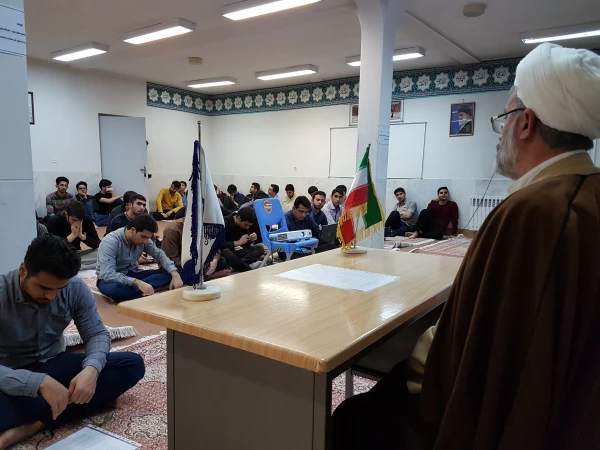 برگزاری مراسم سوگواری شهادت حضرت فاطمه ی زهرا(س) در نماز خانه ی خوابگاه شهید صفدری