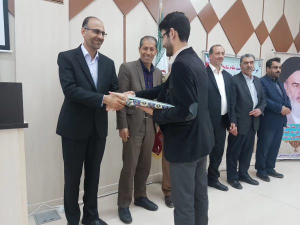 برگزاری مراسم باشکوه روز معلم با حضور پر شور اساتید، کارکنان و دانشجو معلمان