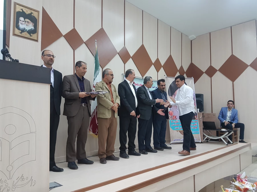 برگزاری مراسم باشکوه روز معلم با حضور پر شور اساتید، کارکنان و دانشجو معلمان