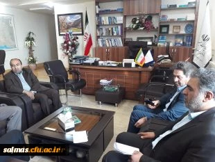 دکتر علی محمودلو مدیر امور پردیس های استان آذربایجان غربی با رئیس سازمان مدیریت و برنامه ریزی استان دیدار و گفتگو کرد.