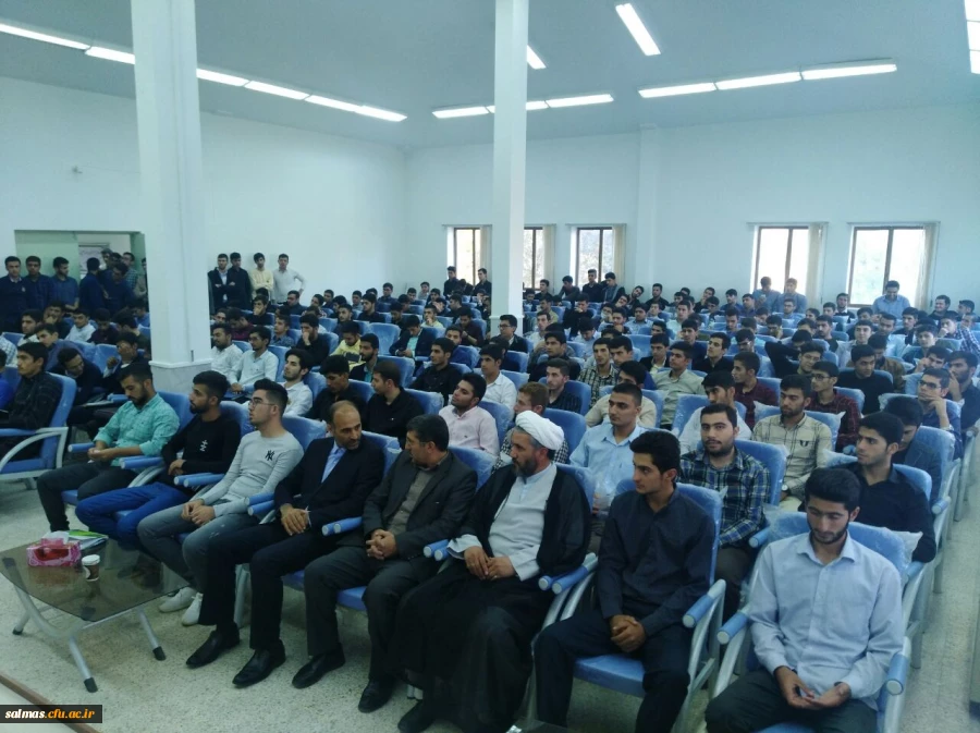 مراسم گرامیداشت هفته ی دفاع مقدس برگزار شد.