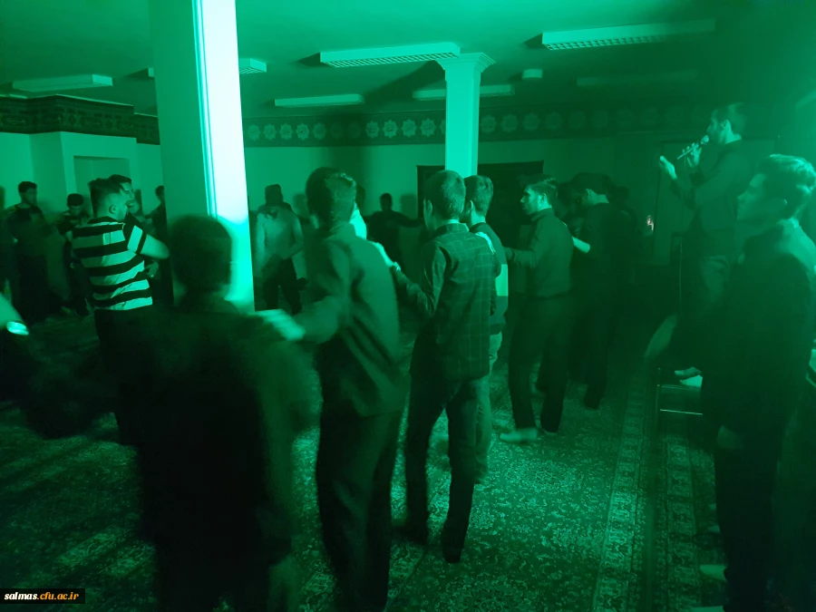 مراسم ویژه عزاداری و سینه زنی اربعین اباعبدالله الحسین(ع)