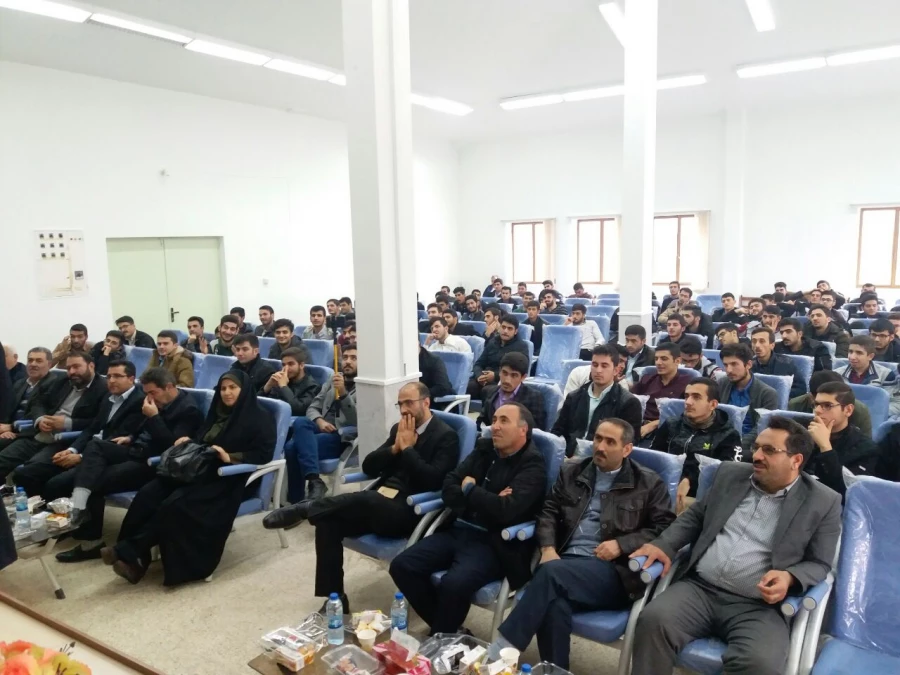 مراسم گرامیداشت روز دانشجو در دانشگاه فرهنگیان واحد امام خمینی (ره) سلماس برگزار شد.