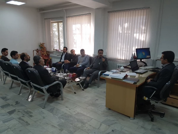 جلسه ی شورای اداری مرکز امام خمینی(ره) سلماس تشکیل شد.