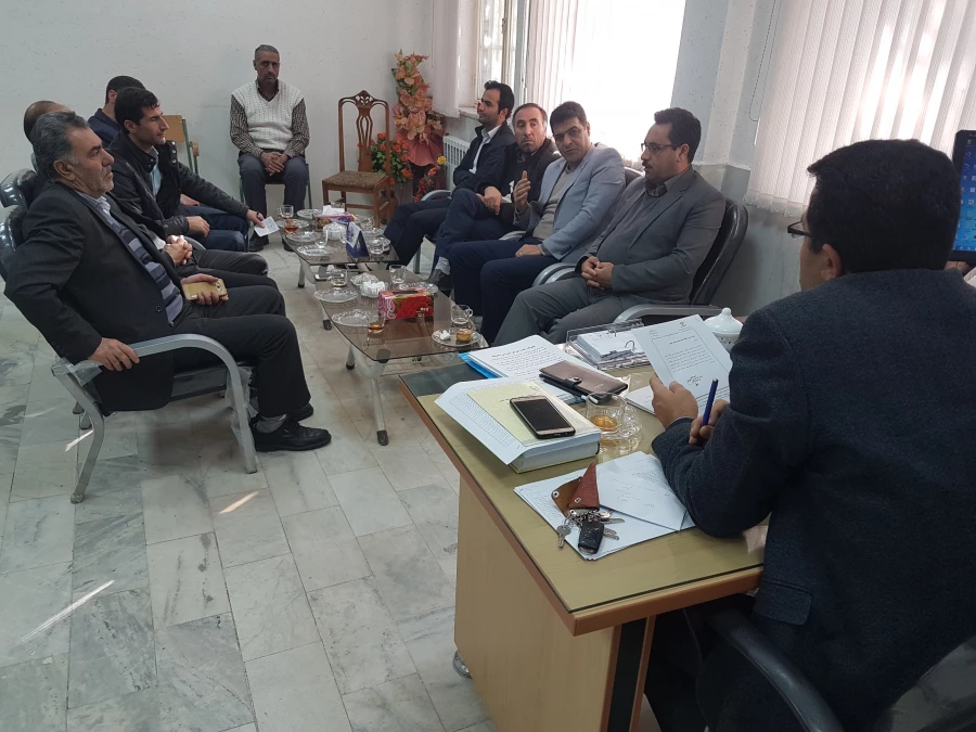 جلسه ی شورای اداری مرکز امام خمینی(ره) سلماس تشکیل شد.