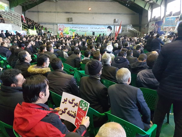 حضور اساتید، کارکنان مرکز امام خمینی(ره) سلماس در مراسم گرامیداشت نه دی ماه