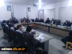 جلسه ی شورای آموزشی مرکز امام خمینی(ره) سلماس به ریاست دکتر طالبی تشکیل شد.