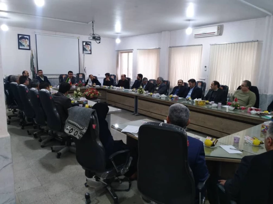 جلسه ی شورای آموزشی مرکز امام خمینی(ره) سلماس به ریاست دکتر طالبی تشکیل شد.