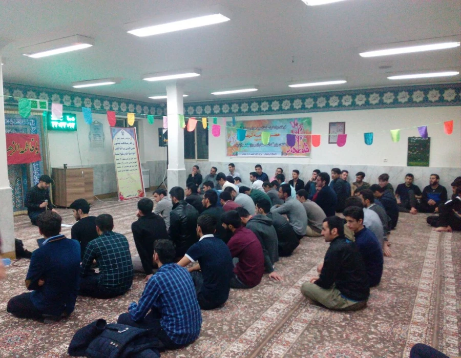 جشن ولادت باسعادت حضرت فاطمه زهرا(س) و روز مادر برگزار شد.