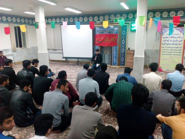 جشن ولادت باسعادت حضرت فاطمه زهرا(س) و روز مادر برگزار شد.