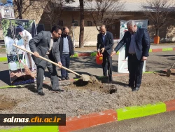 به مناسبت روز درختکاری ۲۰۰ اصله نهال در محوطه ی دانشگاه فرهنگیان واحد امام خمینی(ره) سلماس غرس شد.