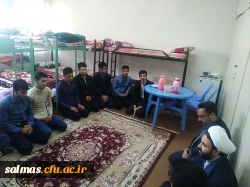 حضور حجت الاسلام والمسلمین دکتر بیگی مسئول نهاد رهبری دانشگاه فرهنگیان استان در مرکز امام خمینی(ره) سلماس