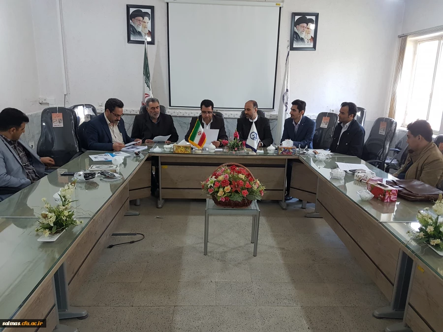 کمیته ی برگزاری هفته ی سراهای دانشجویی مرکز امام خمینی(ره) سلماس به ریاست دکتر طالبی تشکیل شد.