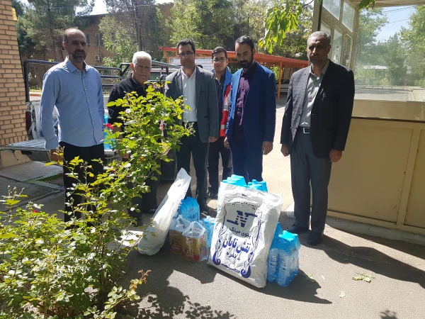 جمع آوری کمک های نقدی و غیر نقدی اساتید، کارکنان و دانشجویان دانشگاه فرهنگیان سلماس جهت ارسال به مناطق سیل زده