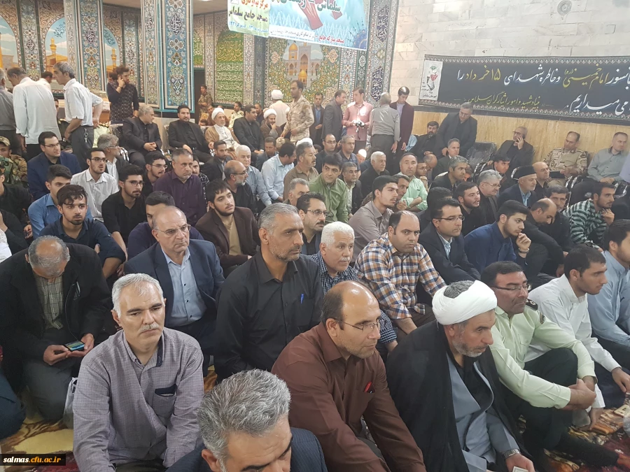 حضور اساتید و کارکنان دانشگاه فرهنگیان در مراسم سالگرد ارتحال ملکوتی حضرت امام خمینی(ره) و قیام خونین 15 خرداد در مسجد مبارکه جامع شهرستان سلماس