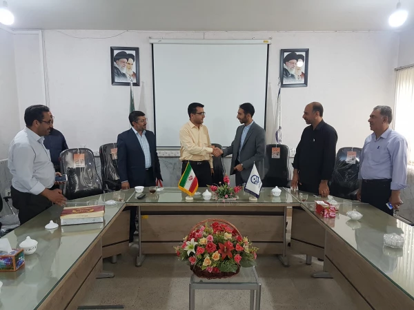 مراسم تقدیر از زحمات مسئول بسیج دانشجویی دانشگاههای سلماس در سالن کنفرانس مرکز برگزار شد.