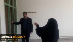 دکتر علی محمودلو رئیس دانشگاه فرهنگیان استان آذربایجان غربی به صورت سرزده در واحدهای آموزشی شهید مطهری خوی و حضرت امام خمینی (ره) سلماس حضور یافت و ضمن بازدید از بخش های مختلف با روسای آن مراکز گفتگو کرد