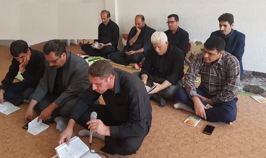 برگزاری مراسم زیارت عاشورا در مرکز امام خمینی(ره) سلماس