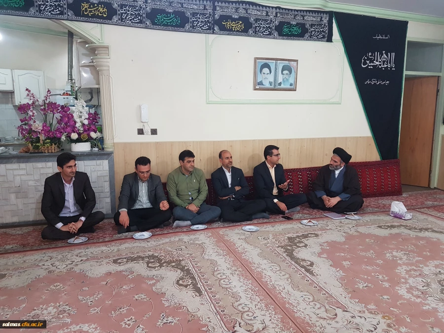 دیدارریاست و کارکنان مرکز امام خمینی(ره) سلماس با امام جمعه جدید شهرستان سلماس