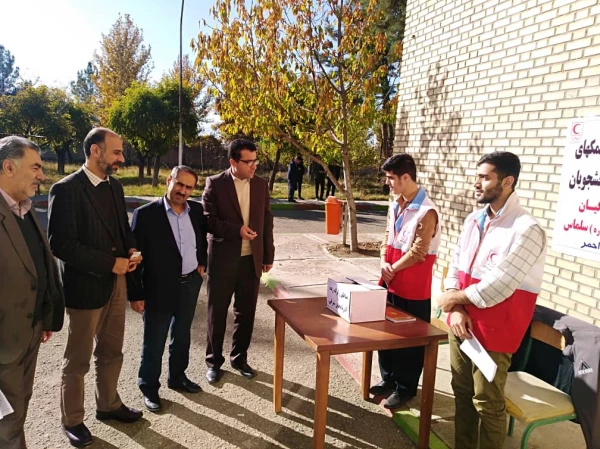 جمع آوری کمک های نقدی و غیرنقدی اساتیدء کارکنان و دانشجویان جهت ارسال به مناطق زلزله زده آذربایجان شرقی