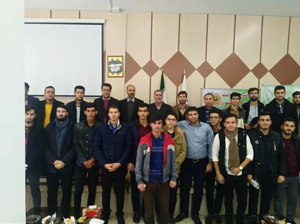 مراسم گرامیداشت روز دانشجو در مرکز امام خمینی(ره) سلماس برگزار شد.