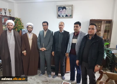 دیدار ریاست مرکز امام خمینی(ره) سلماس به همراه کارکنان از حوزه ی علمیه امام علی(ع) در آستانه هفته ی وحدت حوزه و دانشگاه و گرامیداشت یاد و خاطره شهید مفتح