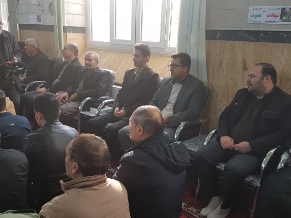 حضور کارکنان مرکز امام خمینی(ره) سلماس در مراسم گرامیداشت شهادت سردار  سپهبد حاج قاسم سلیمانی 