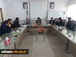جلسه ی شورای صنفی مرکز امام خمینی(ره) سلماس به ریاست دکتر طالبی تشکیل شد