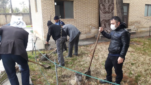 به مناسبت روز درختکاری 120 اصله نهال در محوطه ی دانشگاه فرهنگیان واحد امام خمینی(ره) سلماس غرس شد.