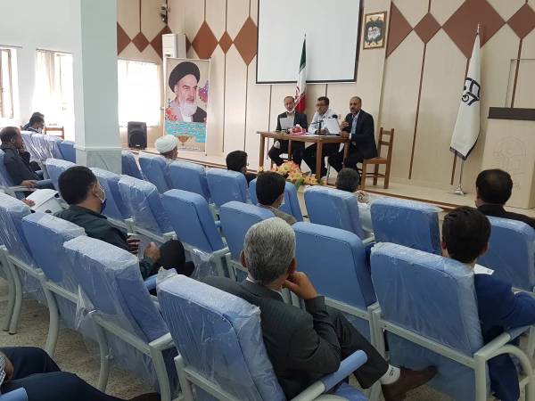 جلسه شورای آموزشی مرکز آموزش عالی امام خمینی (ره) سلماس با حضور اساتید برگزار شد.