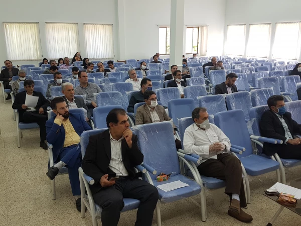 جلسه شورای آموزشی مرکز آموزش عالی امام خمینی (ره) سلماس امروز با حضور اساتید برگزار شد.