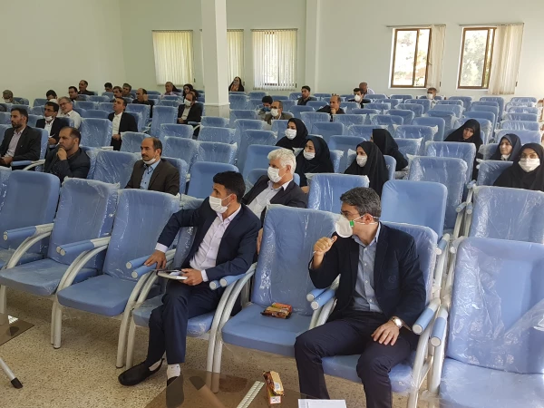 جلسه شورای آموزشی مرکز آموزش عالی امام خمینی (ره) سلماس امروز با حضور اساتید برگزار شد.