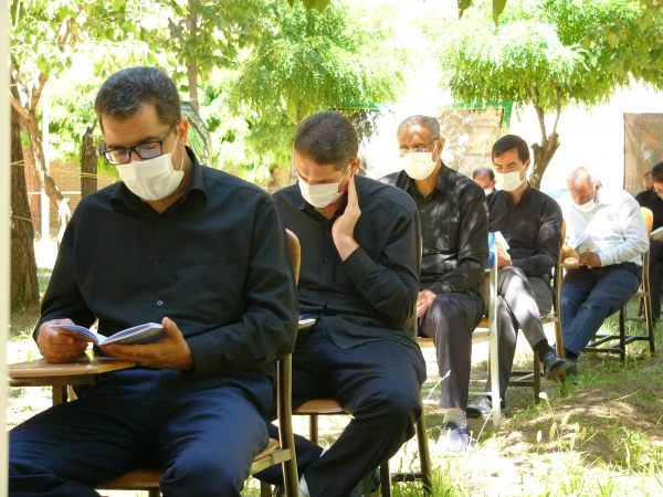 قرائت زیارت عاشورا