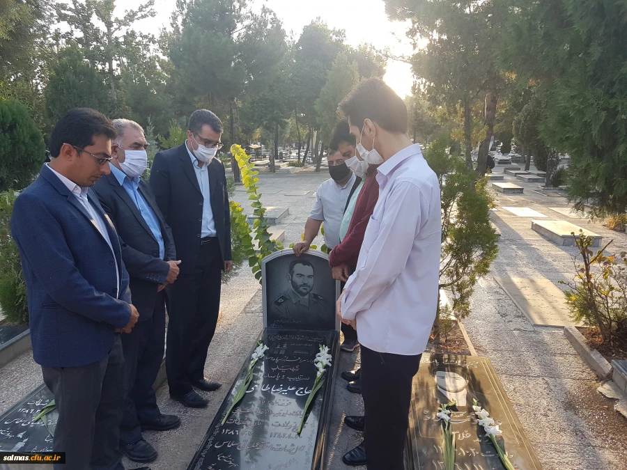 تجدید میثاق کارکنان دانشگاه فرهنگیان واحد امام خمینی(ره) سلماس با شهدا